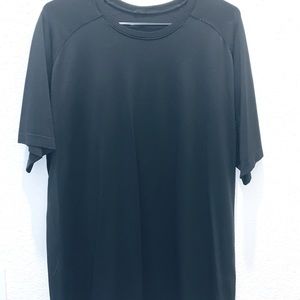 Men’s Black Lululemon Shirt